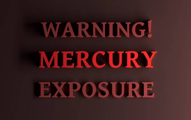 水銀中毒という言葉を含む警告テキスト - typescript mercury liquid metal ストックフォトと画像