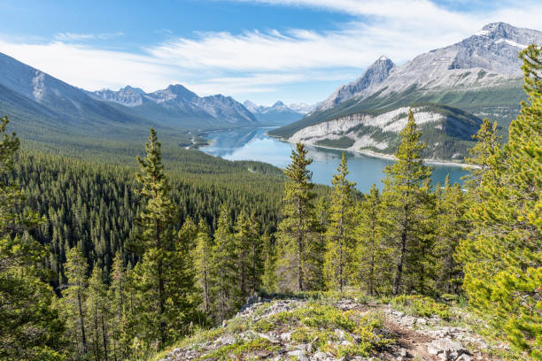 istock Spray Lakes Reservoir in Kananaskis 1164035960