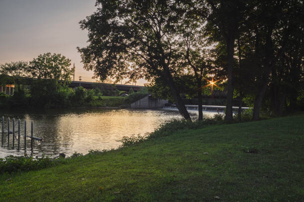 bellamy harbor park - mohawk river imagens e fotografias de stock