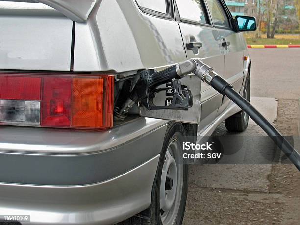 Foto de Combustível e mais fotos de stock de Abastecer - Abastecer, Atividade, Carro