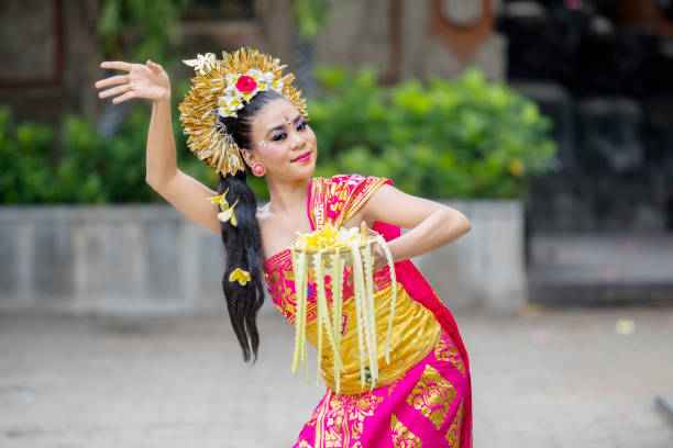 istock Beautiful dancer dancing Pendet dance at outdoor 1164108587