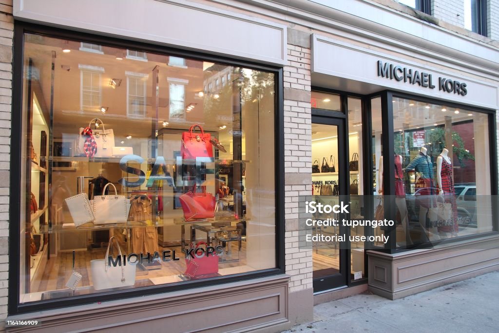 outlet michael kors store
