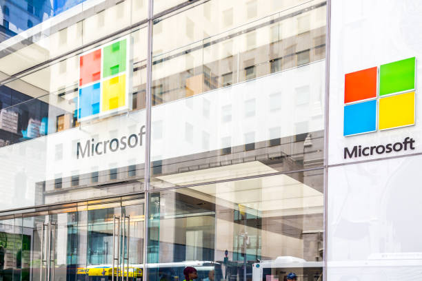 Microsoft store in Manhattan. Microsoft is world's largest software maker dominant in PC operating systems, office apps and web browser market New York, USA - May 15, 2019: Microsoft store in Manhattan. Microsoft is world's largest software maker dominant in PC operating systems, office apps and web browser market. microsoft stock pictures, royalty-free photos & images