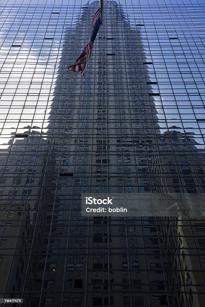 Grattacielo riflessione - Foto stock royalty-free di Ambientazione esterna