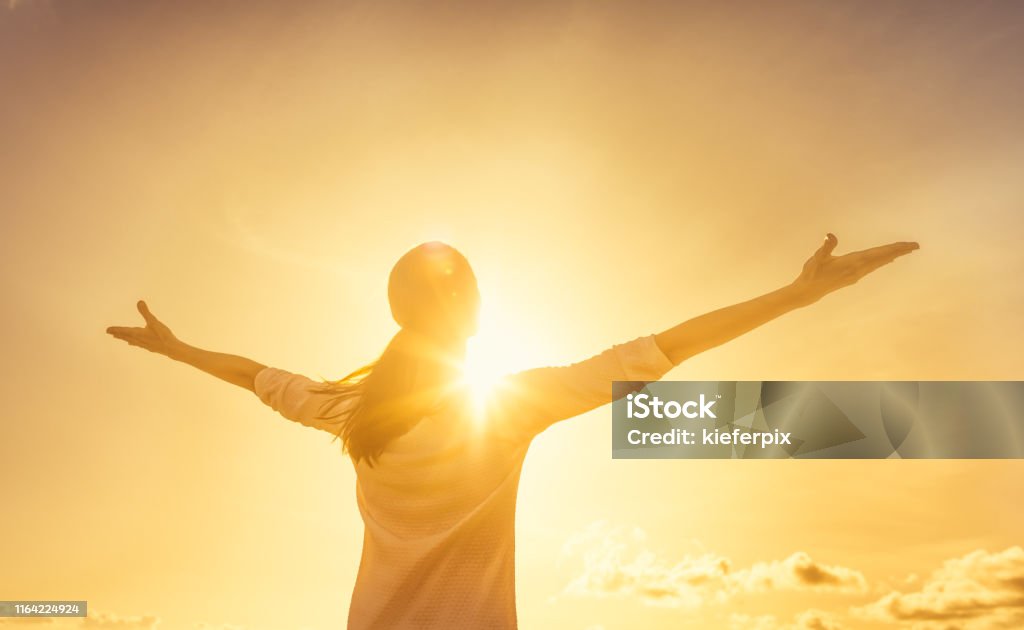 Sentirse energizado - Foto de stock de Mujeres libre de derechos