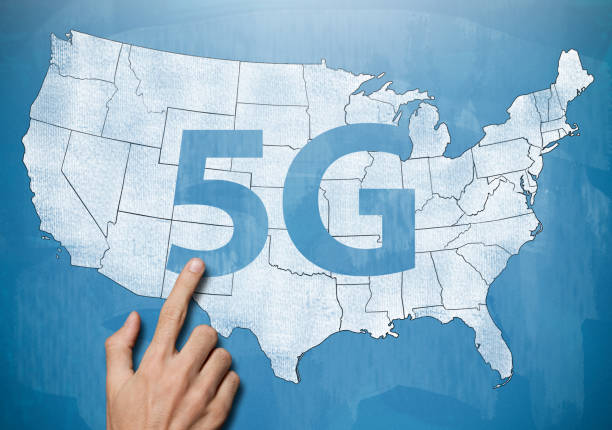 5g red sobre usa map / concepto de pizarra azul (haga clic para más) - mobile phone bluetooth communication abstract fotografías e imágenes de stock