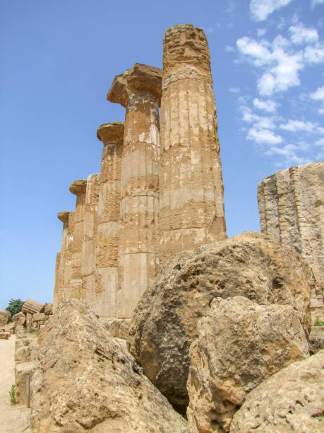 agrigento na sycylii - temple of heracles zdjęcia i obrazy z banku zdjęć