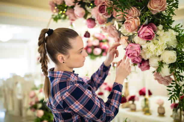 istock Final touches to make beautiful flower decoration 1164324499