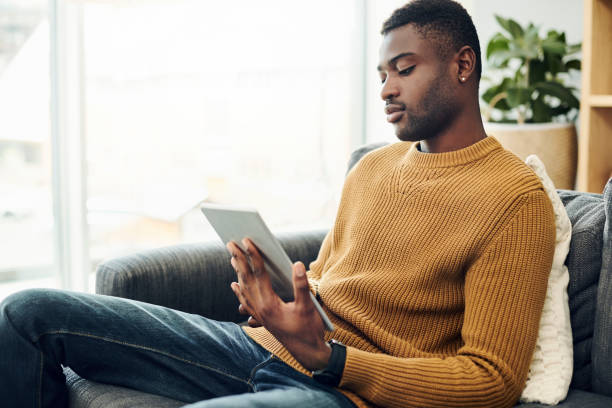 istock There's always something worth reading online 1164339593
