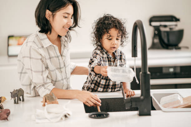 istock Fun in the kitchen for toddler 1164344855