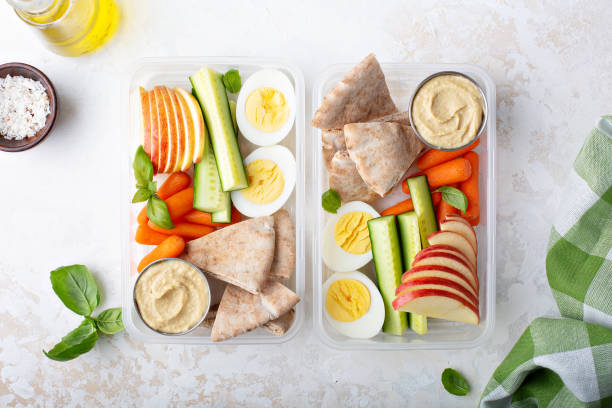 Healthy and nutricious lunch or snack boxes