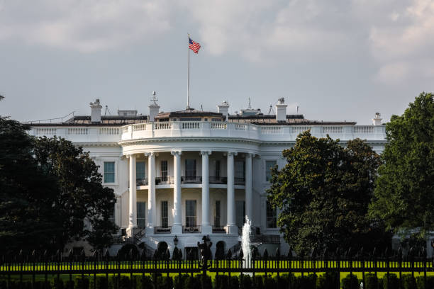 istock White House South Lawn 1164420089
