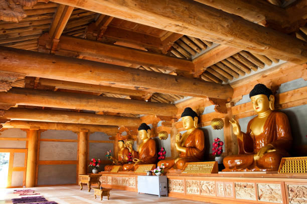 istock Waujeongsa Temple 1164426556