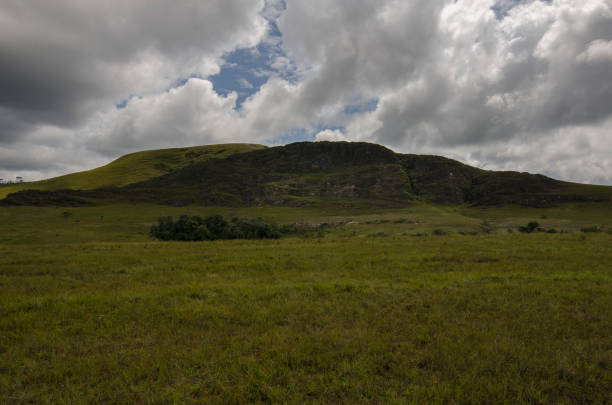 istock Mountains near to Ouro Preto 1164541935