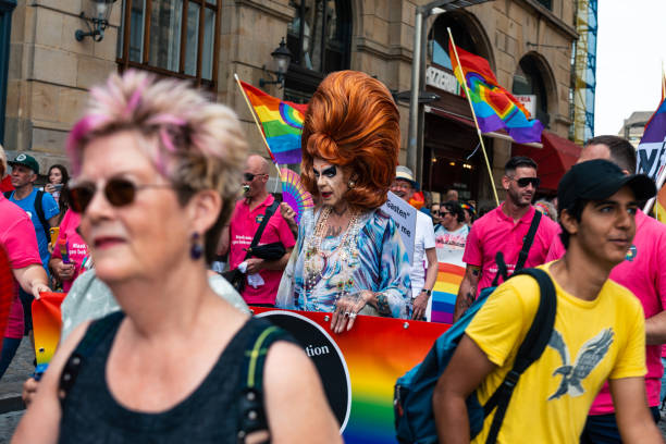 гей-прайд в амстердаме 2019 - city amsterdam urban scene gay parade стоковые фото и изображения