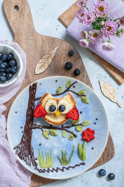 istock Cute owl pancake for kids breakfast 1164580070