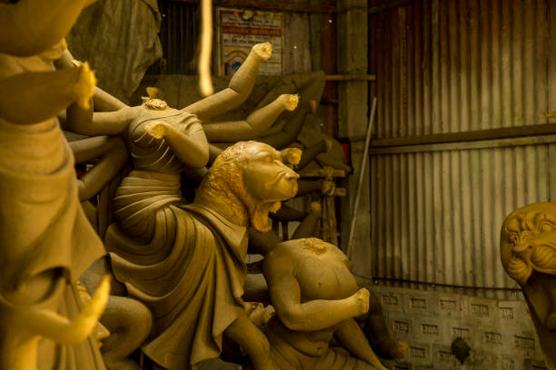 istock Making Duran Statue Bangladesh 1164701427