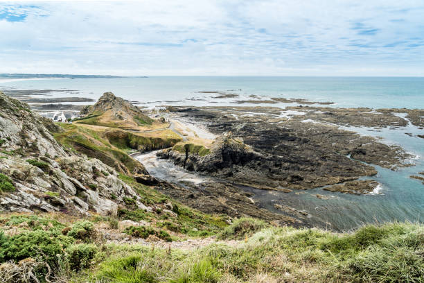 저지 섬, 모래 해변, 절벽 앳 르 그랑 에타케렐, 영국 - jersey uk nature landscape 뉴스 사진 이미지