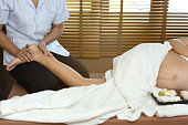 mutterschaft-fu%C3%9Fmassage-in-spion-be