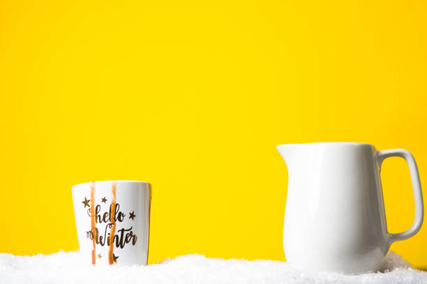 istock Christmas hot cocoa mugs 1164750676