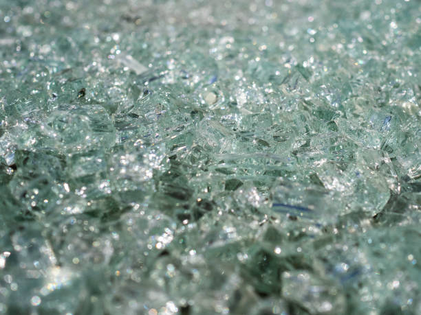 Free picture: Close-up of sharp transparent old garbage glass