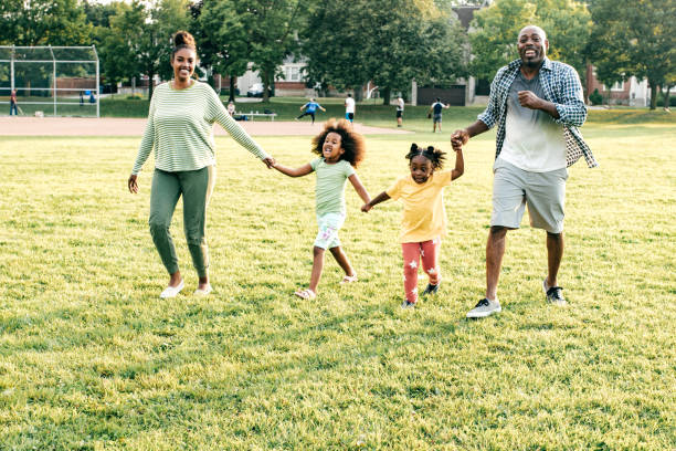 istock Outdoor family activities 1164789463