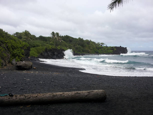 istock Black sand beach Maui Hawaii 1164920632