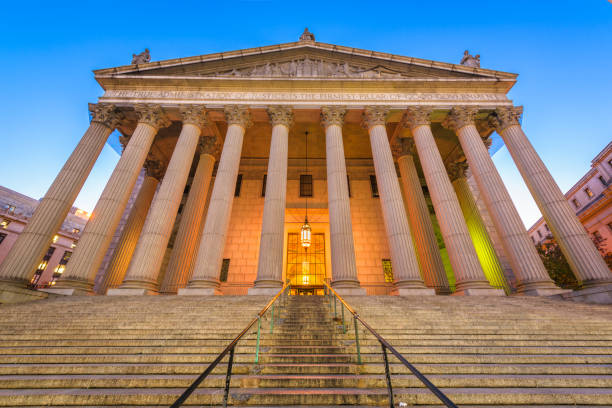 the new york supreme court in new york city - column courthouse justice government imagens e fotografias de stock