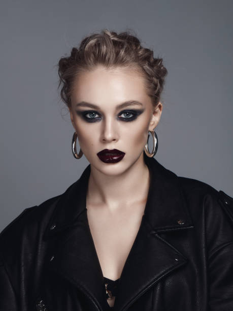 istock Beautiful woman with bright make-up 1164934871