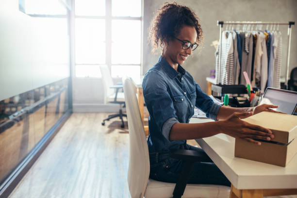istock Preparing product for deliver to customer 1164952614