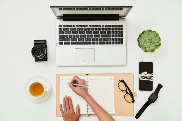 istock Businesswoman planning her work 1164953146