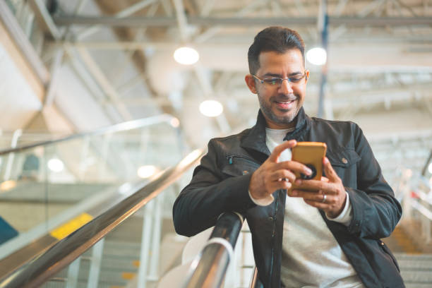 Mobile phone online shopping