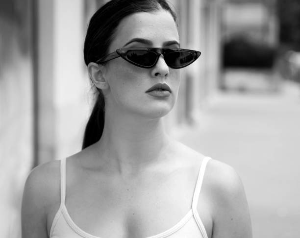 istock Woman wearing sunglasses 1164989256
