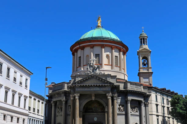 istock Ciesa preposituale Santa Maria in Bergamo 1165001082