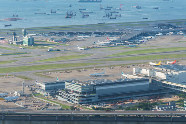 istock Hong Kong International Airport 1165013089