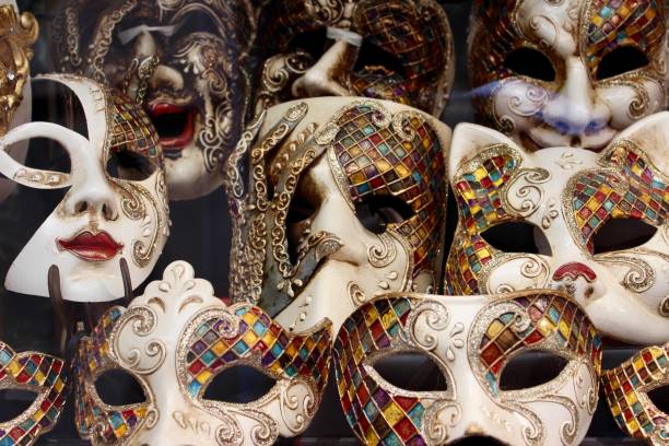 máscara venetian tradicional - mardi gras close up veneto italy - fotografias e filmes do acervo