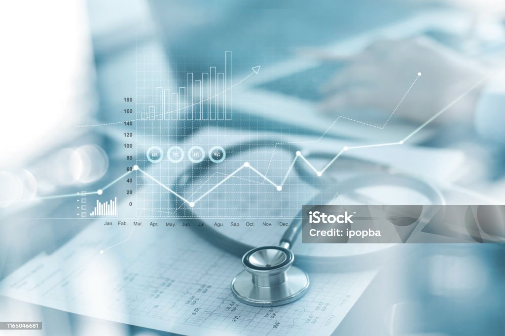 Business Graph und medizinische Untersuchung und Geschäftsmann analysieren Daten und Wachstumsdiagramm auf unscharfem Hintergrund - Lizenzfrei Gesundheitswesen und Medizin Stock-Foto