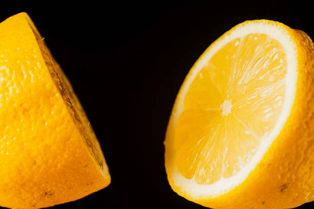 lemon - lemon fruit portion citrus fruit imagens e fotografias de stock
