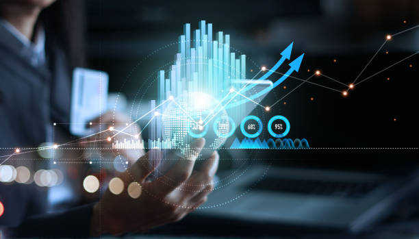 모바일 스마트폰을 이용한 사업가가 매출 데이터와 비즈니스 성장 그래프 차트를 분석합니다. 디지털 마케팅. 비즈니스 성장과 발전을 도마에 오게 됩니다. - graph solution business finance 뉴스 사진 이미지