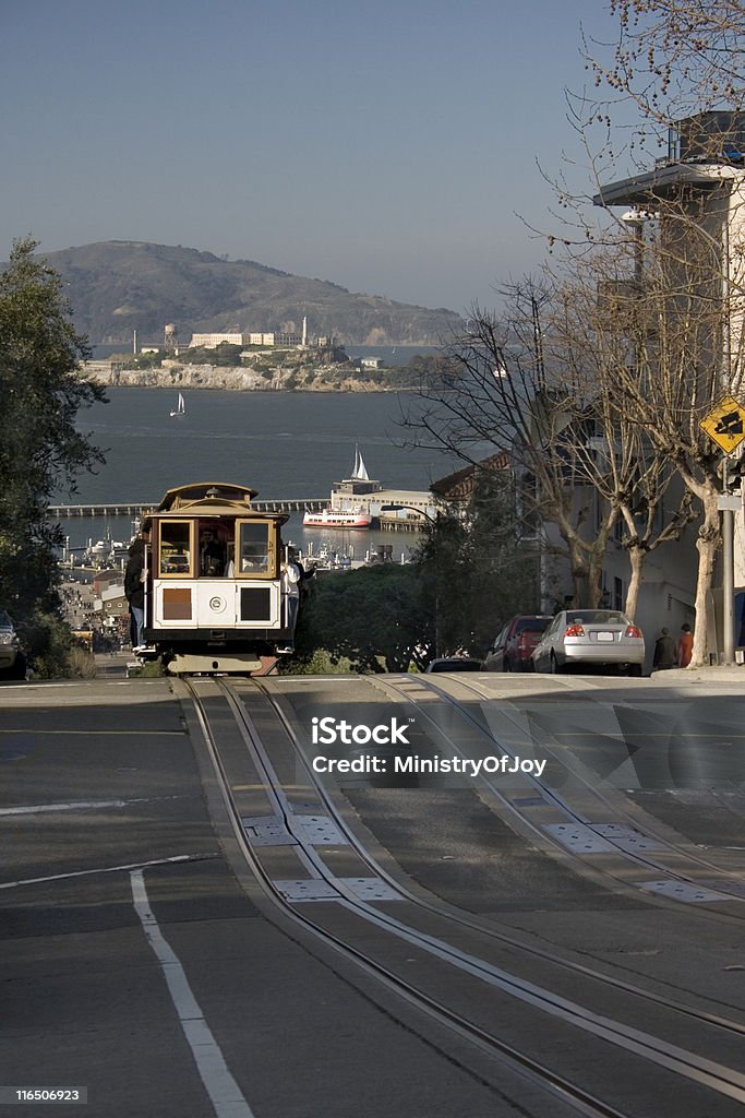 Tramwaj i Alcatraz - Zbiór zdjęć royalty-free (Bez ludzi)