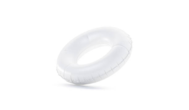 anello da bagno bianco vuoto senza simulazione di gravità isolato - nautical vessel inflatable isolated empty foto e immagini stock