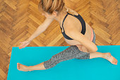 schwangerschaft-stretching-routine.jpg?b=1&s=170x170&k=20&c=tyQY_gL61nfU0PRNFlcbzM4eK_cQ4S3fVTQw9ZCAdb4=