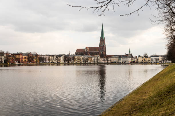 istock Pfaffenteich pond, Schwerin, Germany 1165143208