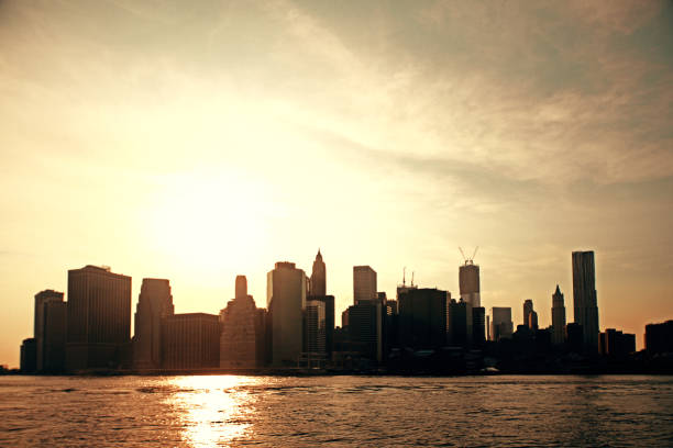 istock Sunset New York skyline 1165197651