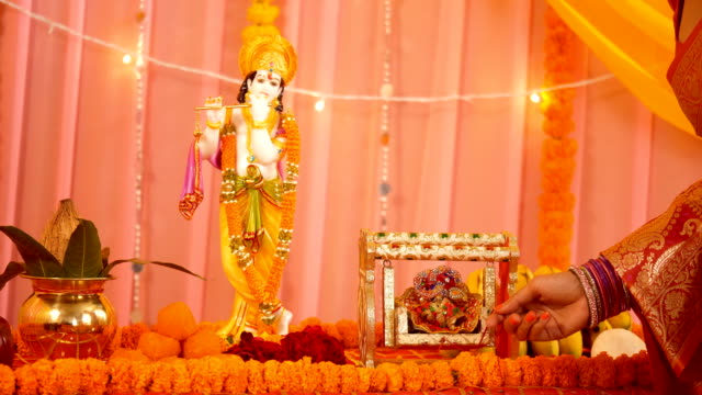 412 Krishna Stock Videos and Royalty-Free Footage - iStock | Lord krishna,  Radha krishna, Krishna das