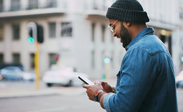 istock Who are you connected to? 1165318483