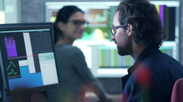 istock Technology displays man and woman 1165342607