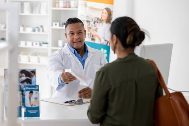 Female pharmacy receives medication