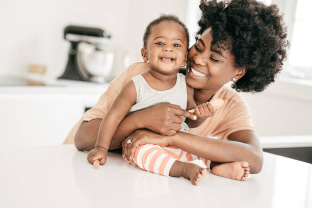 istock Motherhood and Money | 1165361024