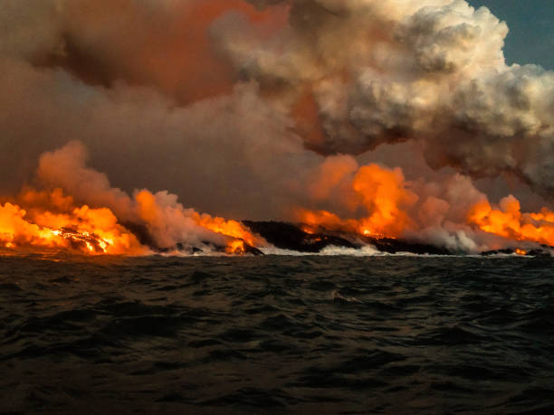 istock Hawaii Big Island Volcano Eruption 1165361398
